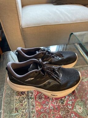 Brand New Saucony Sneakers